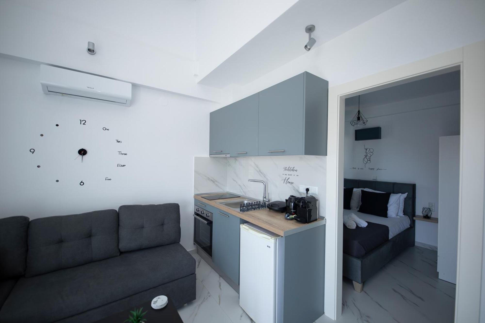 E&S Balaska Apartments Kavála Exterior photo